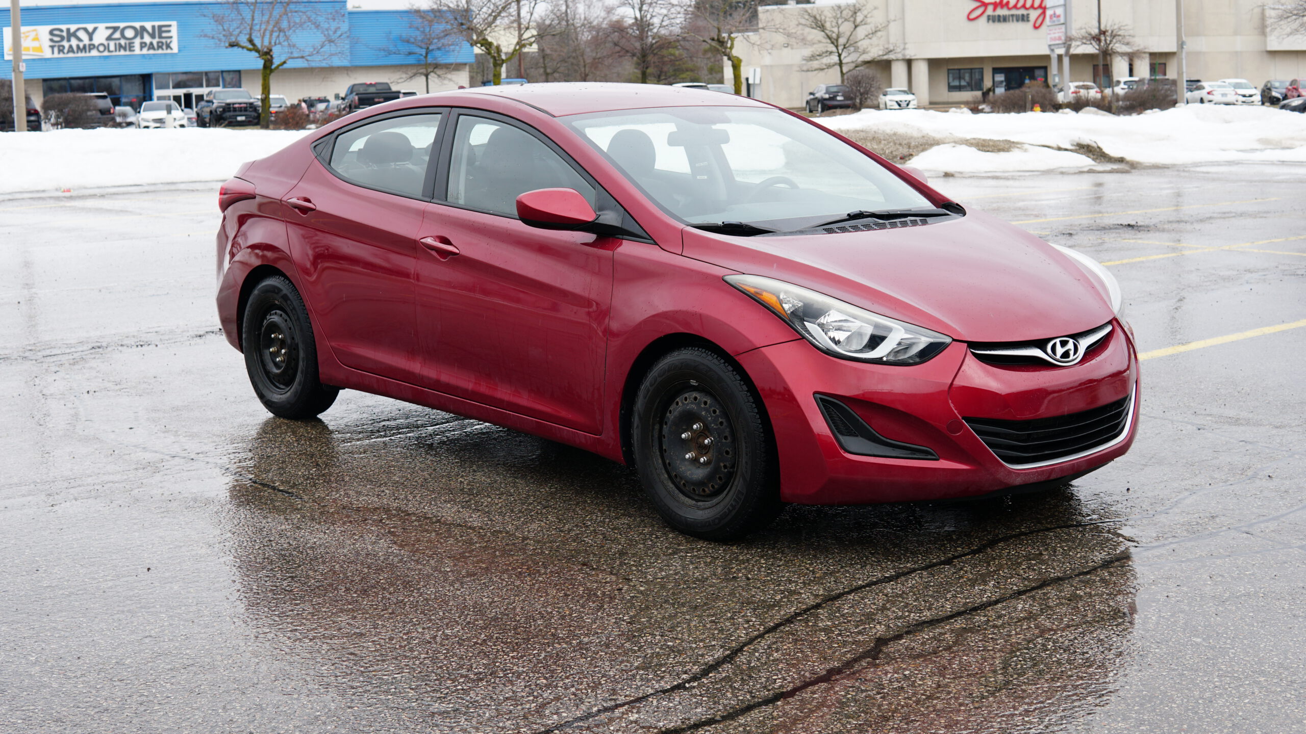 
								Hyundai Elantra 2015 full									