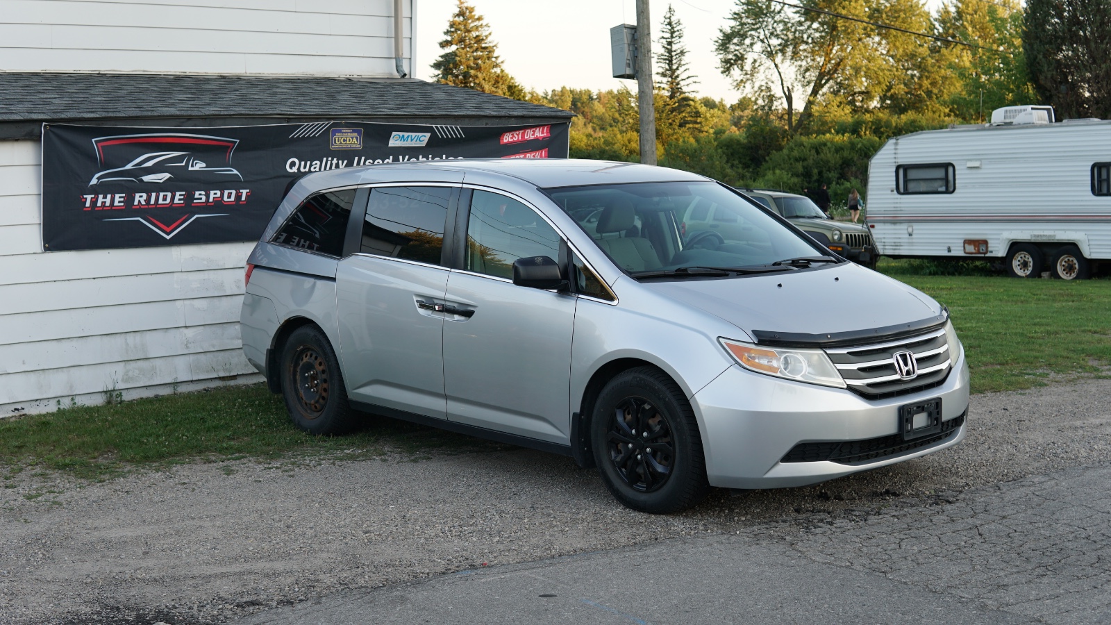 
								Honda Odyssey LX 2013 full									