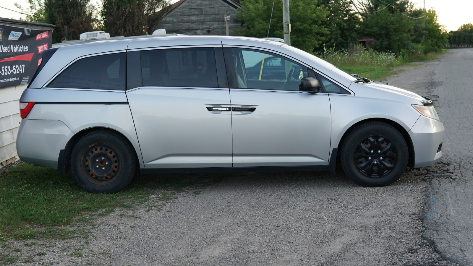 
								Honda Odyssey LX 2013 full									