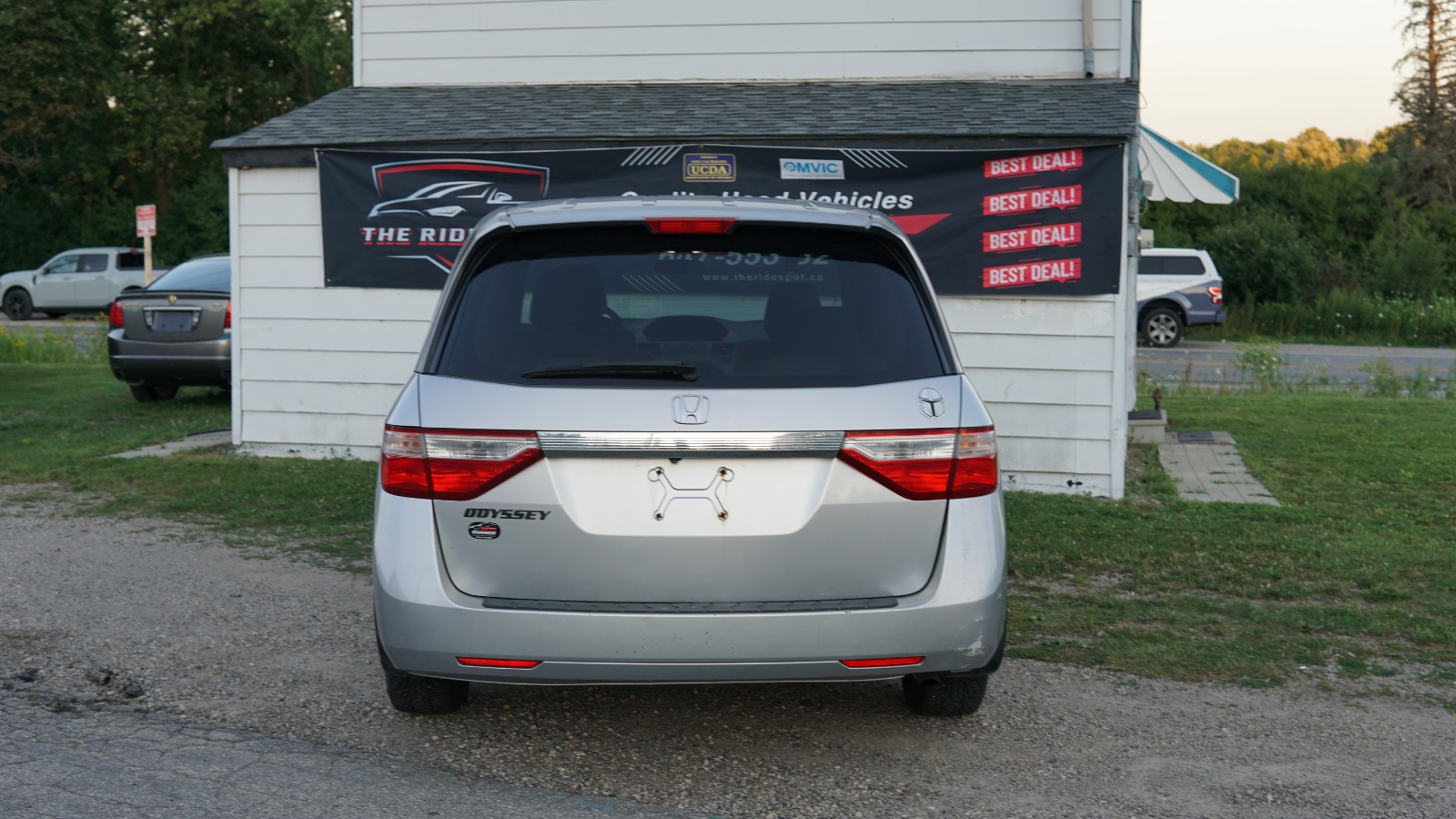 
								Honda Odyssey LX 2013 full									
